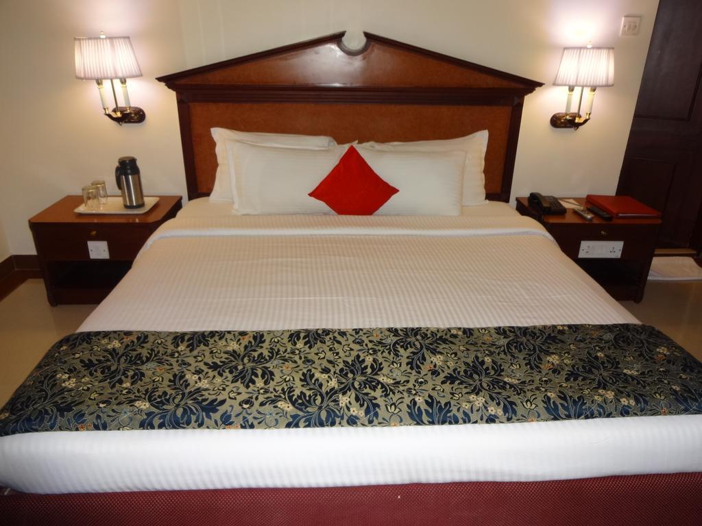 Westway Hotel Kozhikode Zewnętrze zdjęcie