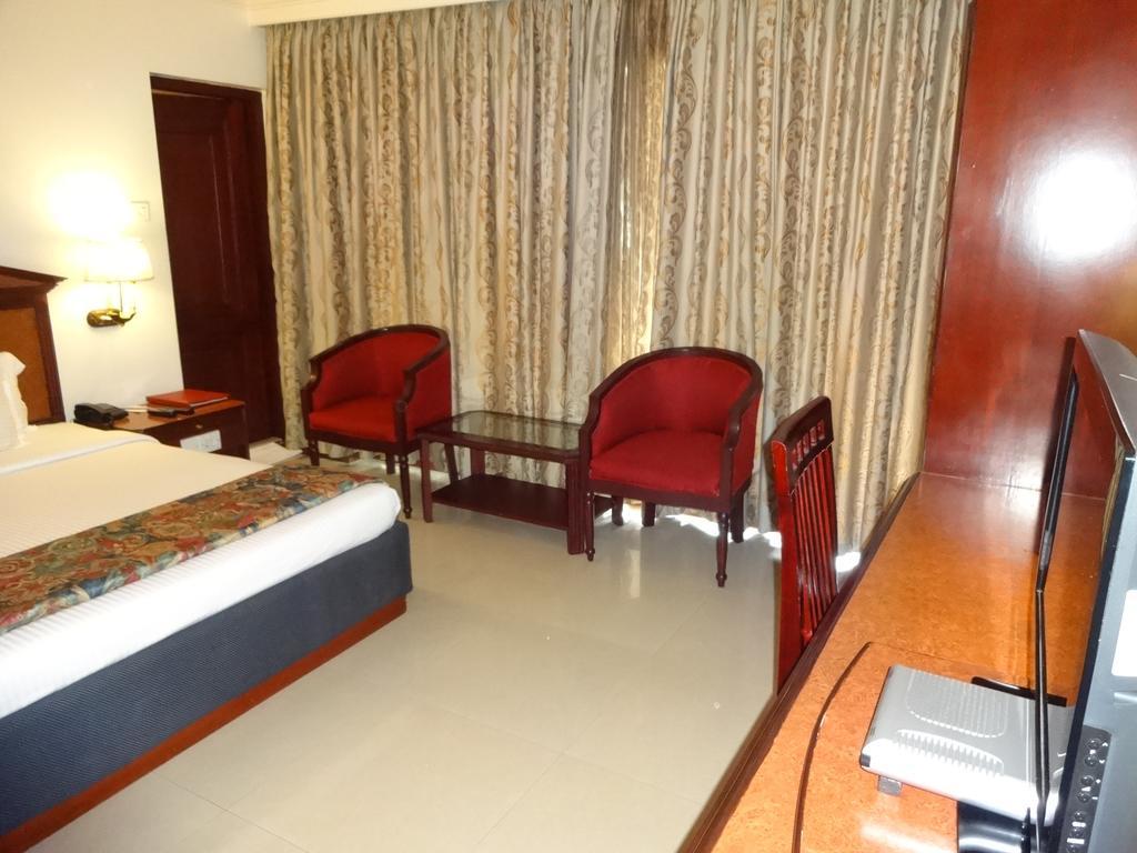 Westway Hotel Kozhikode Zewnętrze zdjęcie