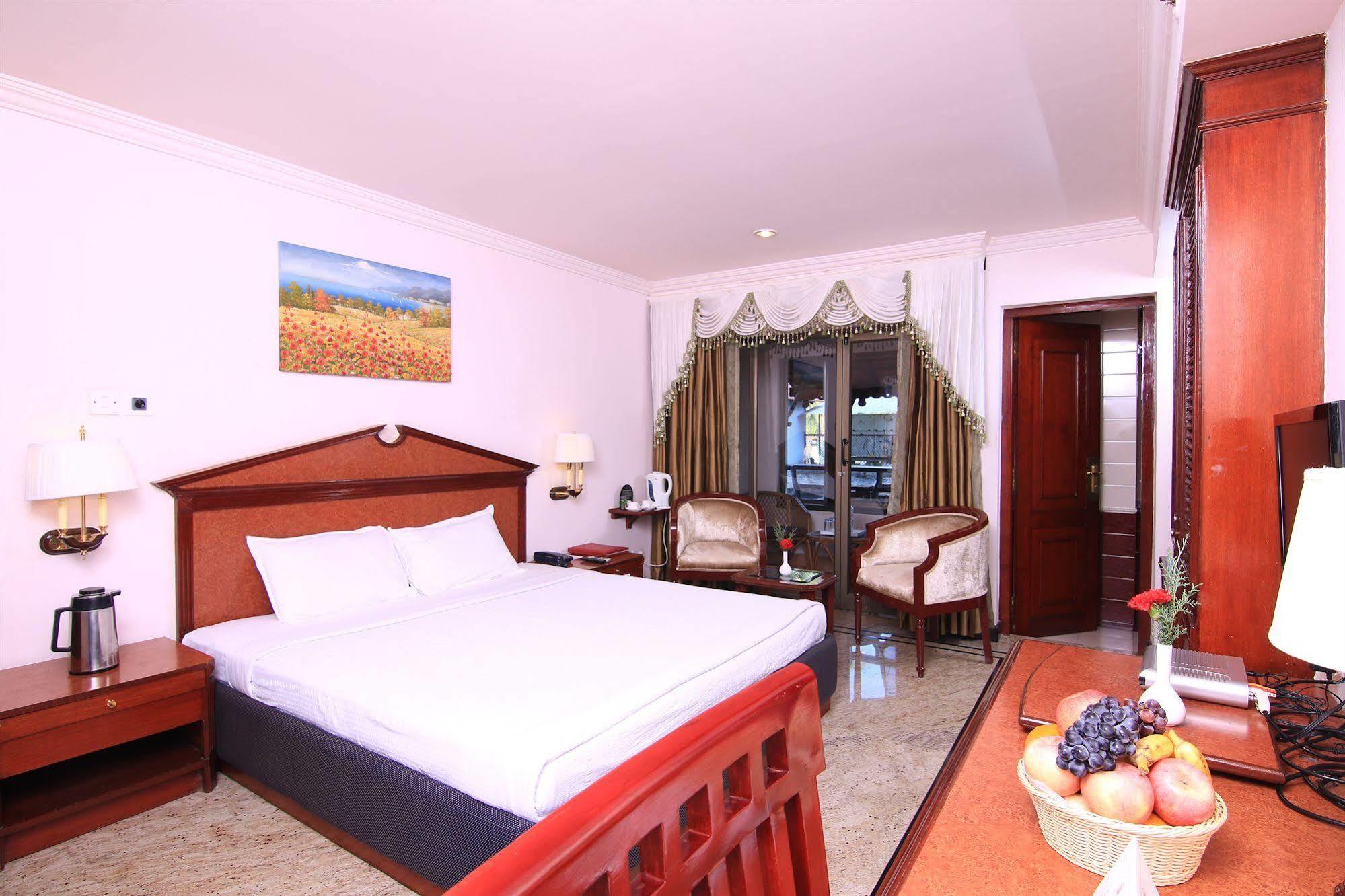 Westway Hotel Kozhikode Zewnętrze zdjęcie